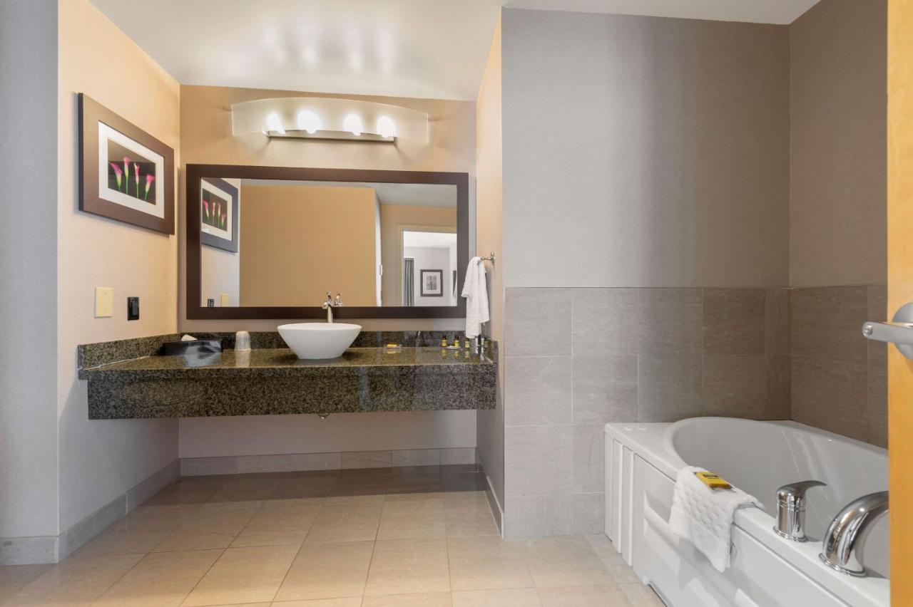 Best Western Plus Perth Parkside Inn & Spa Exteriör bild
